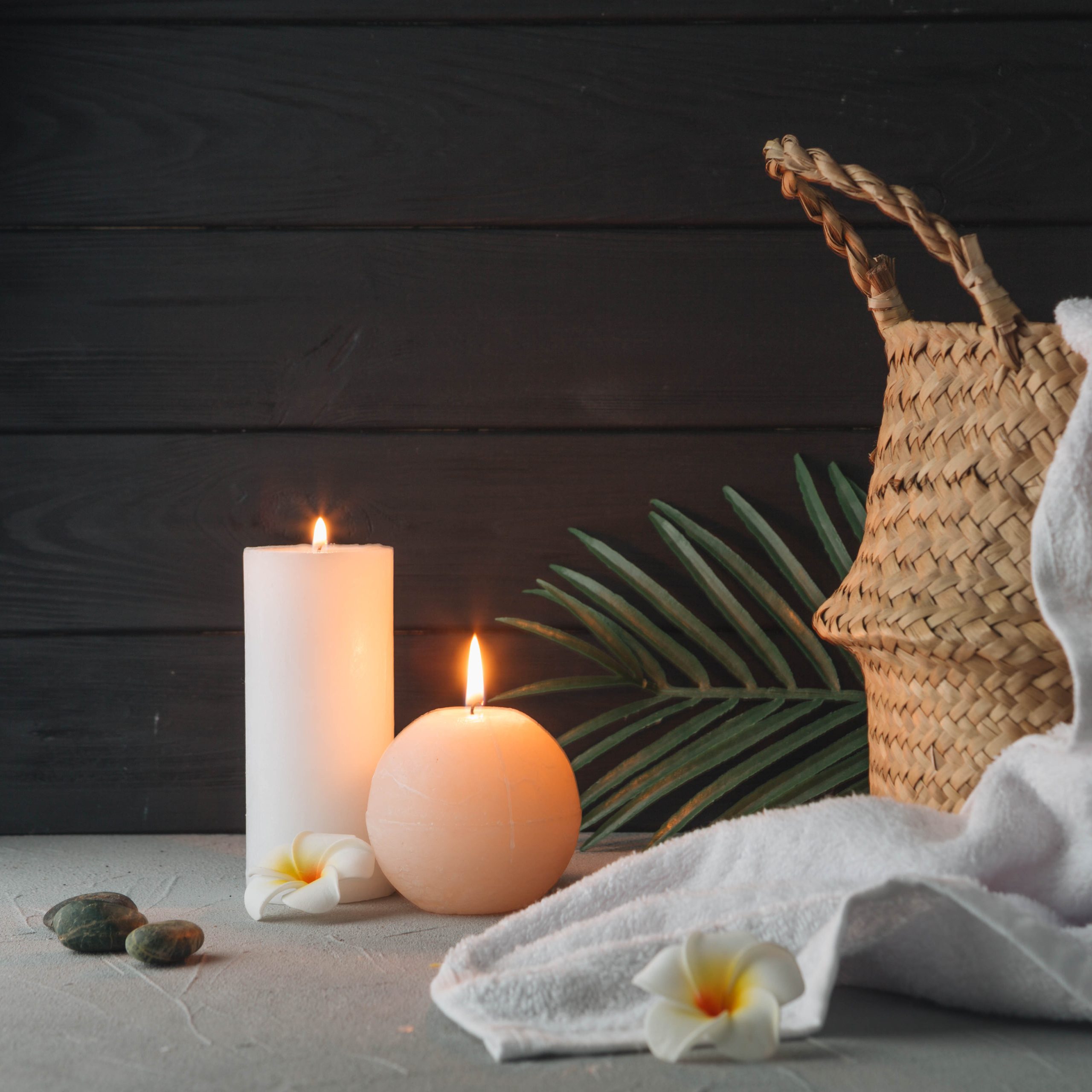 natural-elements-spa-with-candles (1)